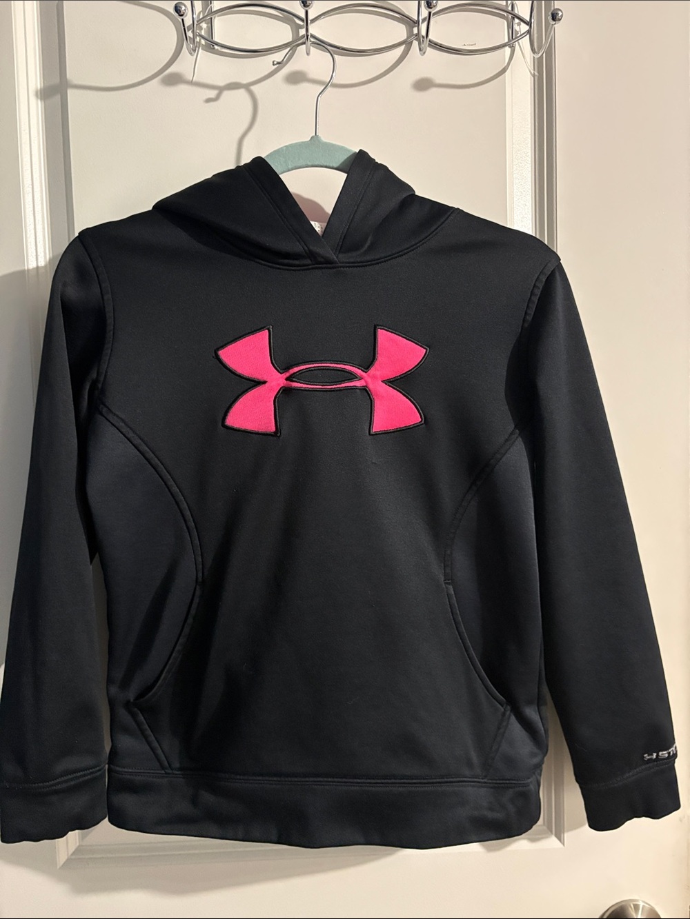 Girls Under Armour Black Hoodie with Bright Pink Logo and Hood Lining